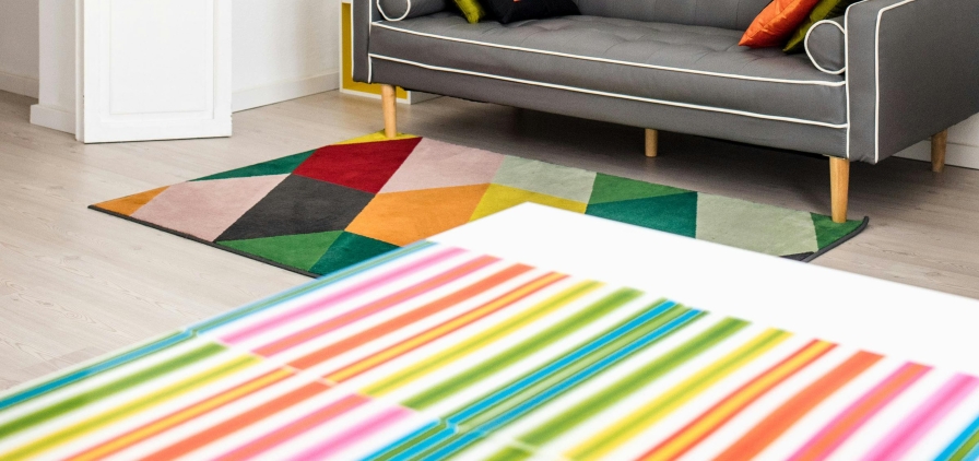 Sublime rug with a trendy geometric pattern